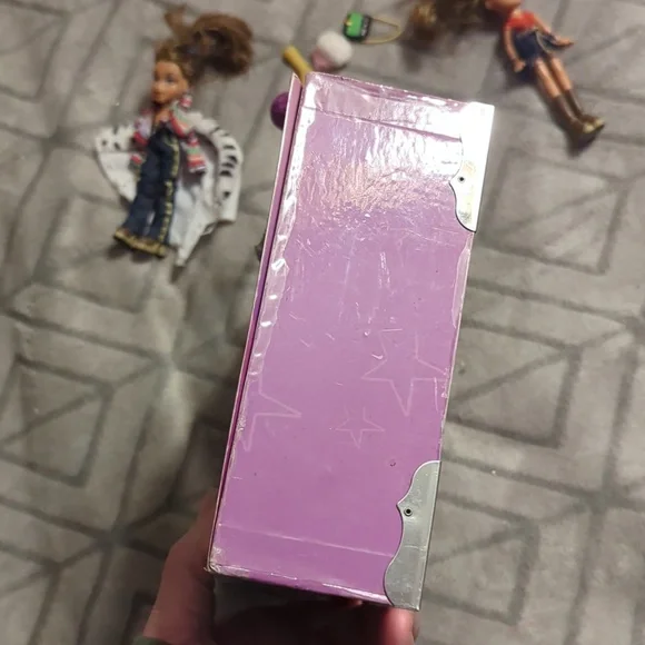 Vintage MGM Bratz Envogue Fashion Organizer Carry Case purple 2 mini dolls - Picture 7 of 13